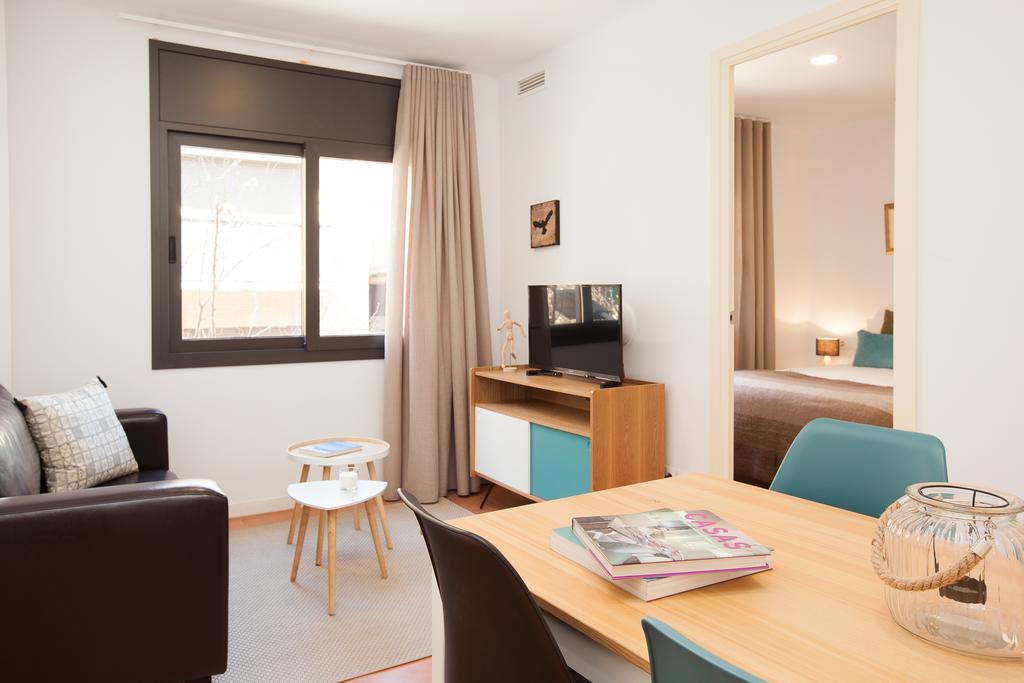 Click&Flat Europa Fira Apartments L’Hospitalet de Llobregat Exterior foto